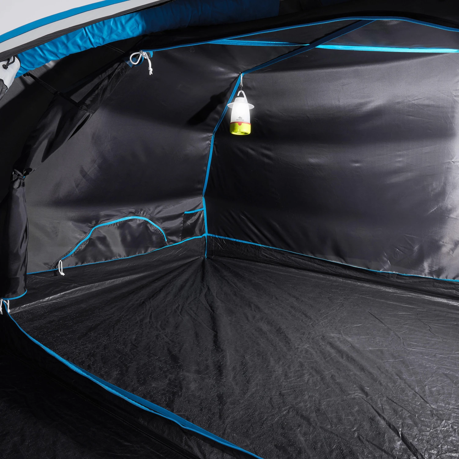 Quechua Air Seconds 2 XL Blackout Bedroom 1 Quechua Air Seconds 2 XL Blackout Bedroom