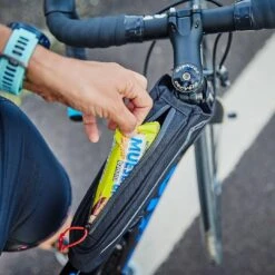 Zone3 Aero Top Tube Cycling Triathlon 'Bento Box' Bag Adult's Black 7 Zone3 Aero Top Tube Cycling Triathlon 'Bento Box' Bag Adult's Black -Outdoor Camping Store k3228d3cace835756a06df5fe3a306d1f