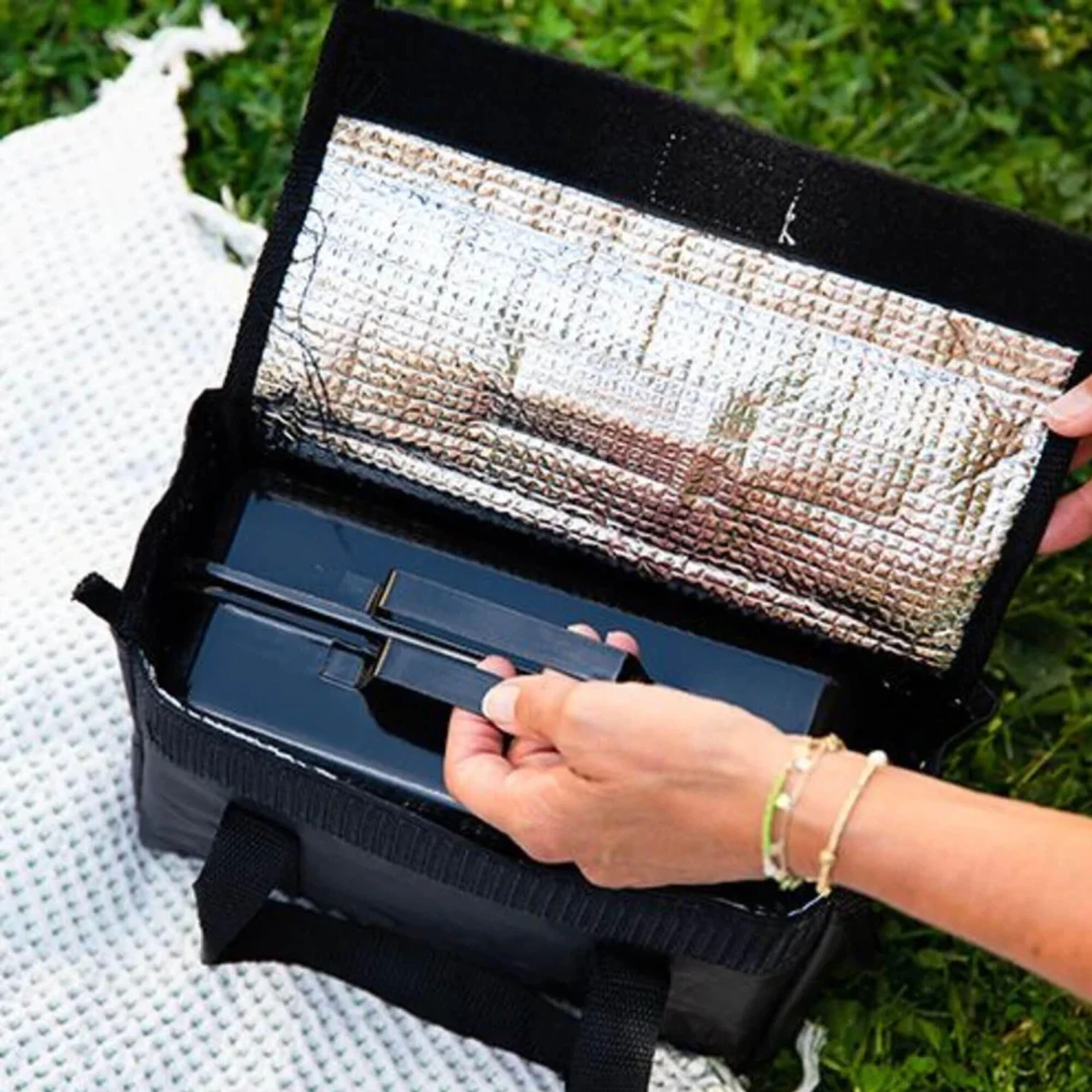 Portable Stainless Steel Compact ECO BBQ For Camping & Travel 5 Portable Stainless Steel Compact ECO BBQ For Camping & Travel - Image 5