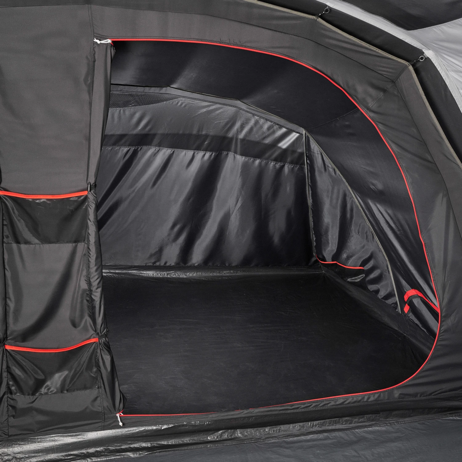 Quechua 5 Man Blackout Tent With Poles - Arpenaz 5.2 F&B 18 Quechua 5 Man Blackout Tent With Poles - Arpenaz 5.2 F&B - Image 18