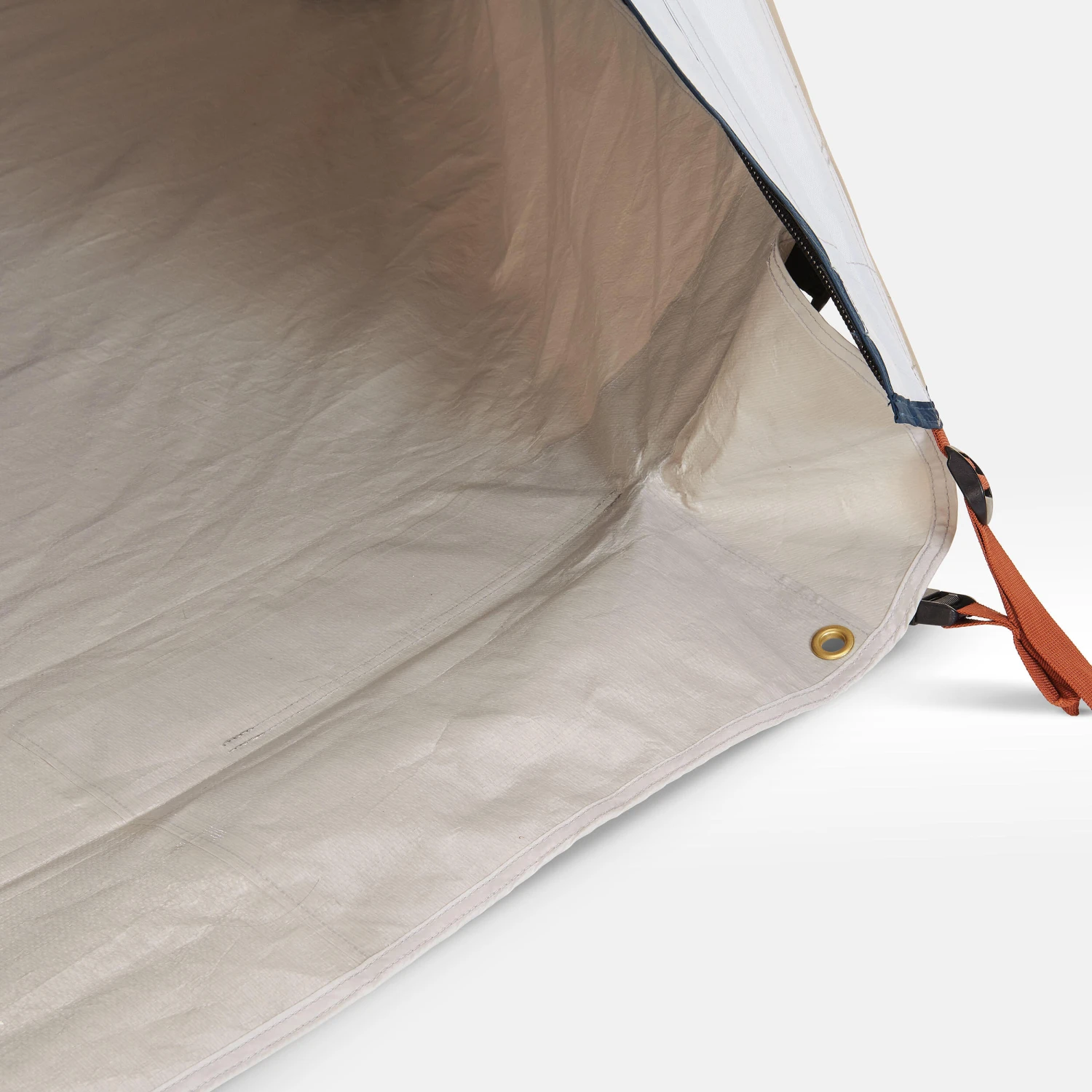 Quechua 4 Man Inflatable Blackout Tent 11 Quechua 4 Man Inflatable Blackout Tent - Image 11