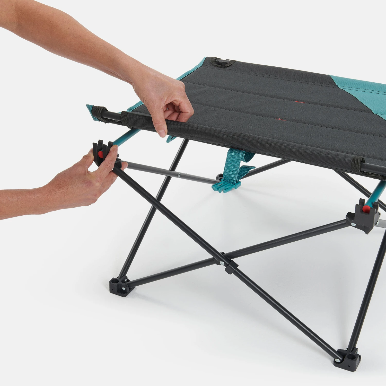Quechua LOW FOLDING CAMPING TABLE MH100 Grey 14 Quechua LOW FOLDING CAMPING TABLE MH100 Grey - Image 14