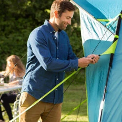 Coleman Castle Pines 4 BlackOut Tent 11 Coleman Castle Pines 4 BlackOut Tent -Outdoor Camping Store kef85303156b32f5ef1e71b2c42fbde4e